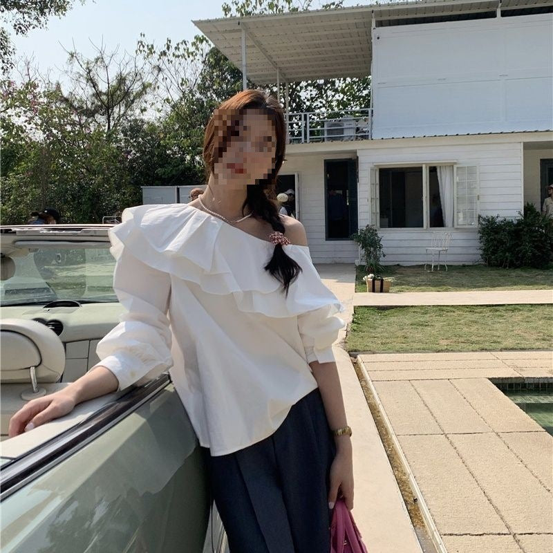 Versatile White Long-sleeve Shirt With An Asymmetric Edgy Design