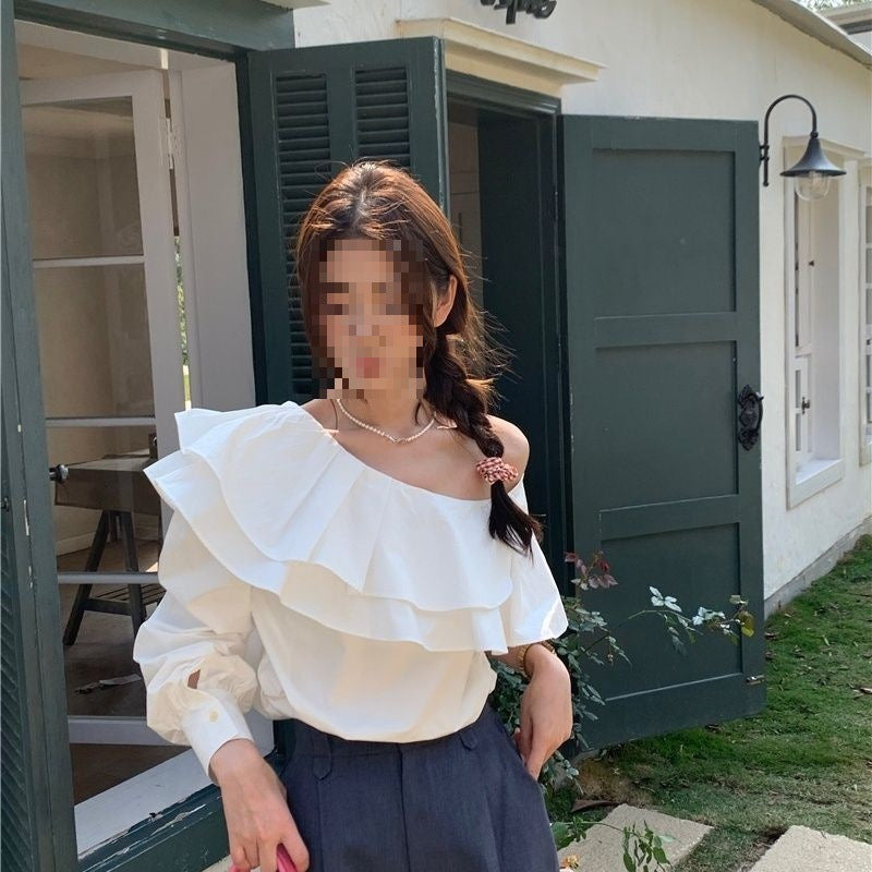 Versatile White Long-sleeve Shirt With An Asymmetric Edgy Design