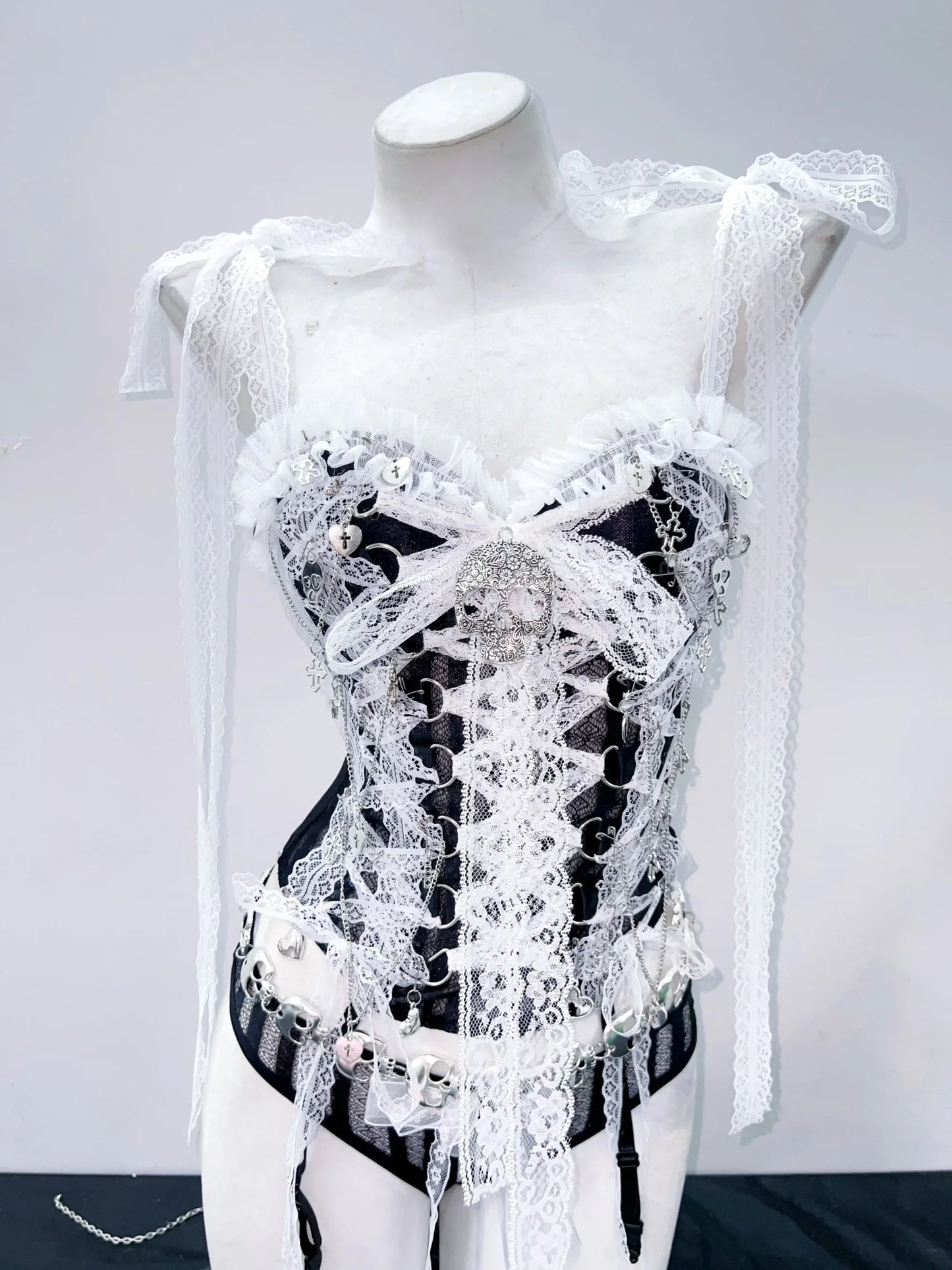 Skull top vintage tops gothic  tank tops  y2k tops y2k fashion  y2k crop top Punk Tank Tops Lace tops Cross Tops e girl clothes
