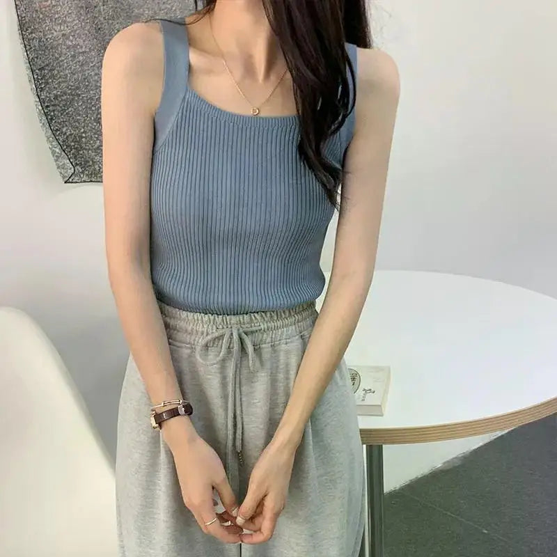 2025 Spring Women Crop Tops Strapy Casual Camis Sleeveless Tank Tops Cute Casual Tops Plain Camis Square Tops for Women Korean