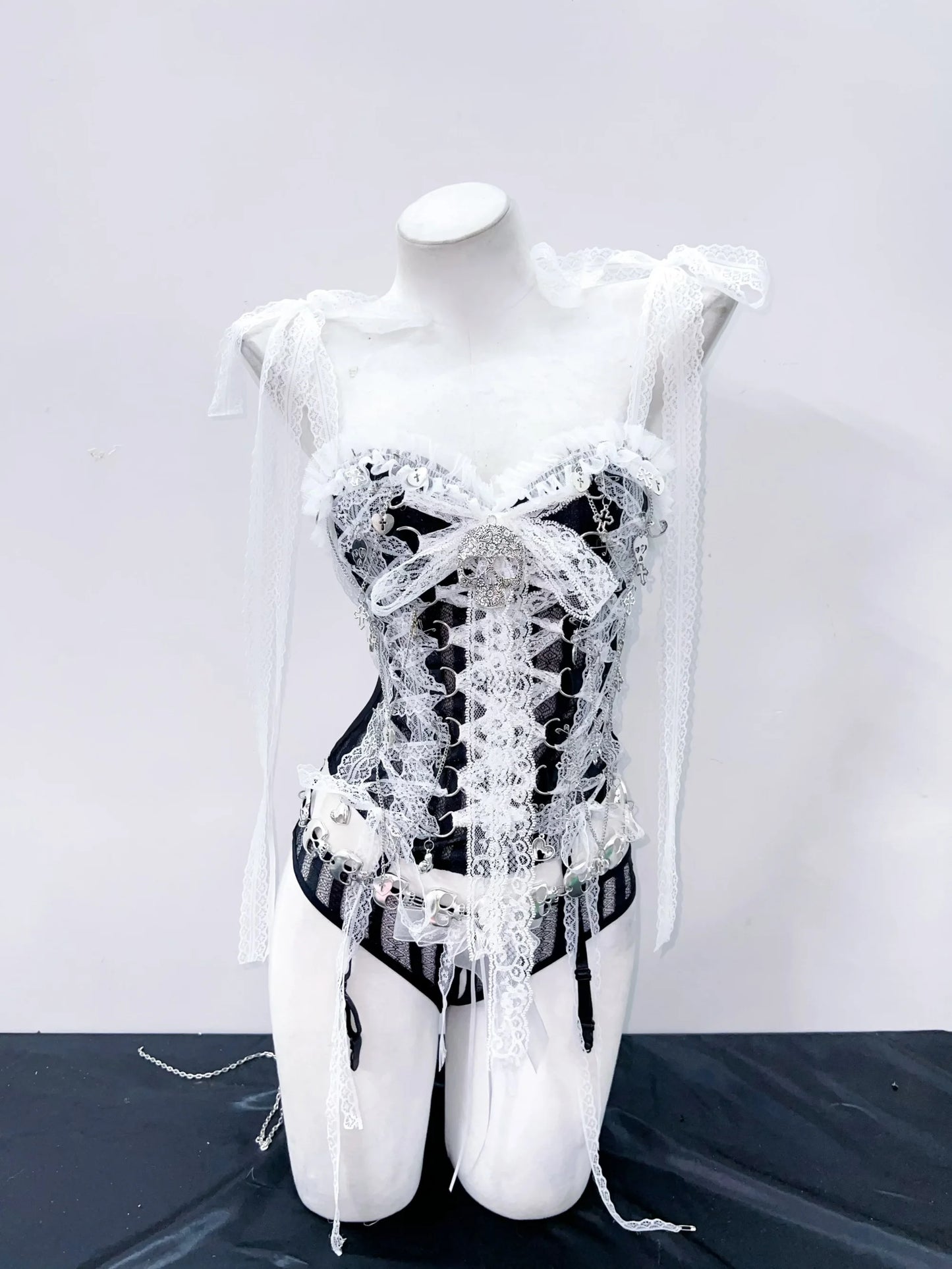 Skull top vintage tops gothic  tank tops  y2k tops y2k fashion  y2k crop top Punk Tank Tops Lace tops Cross Tops e girl clothes
