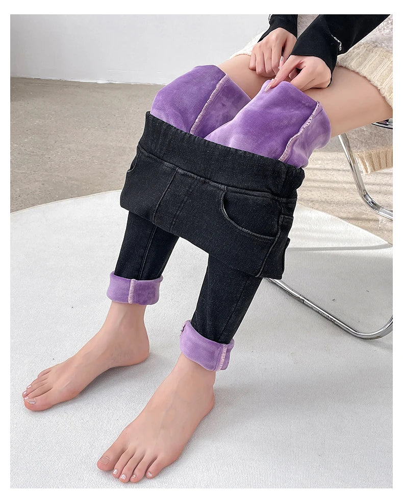 Women's Winter Jeans Fleece Warm Slim Pencil Trousers Elastic Waist Thicken Velvet Comfortable Mom Denim Pants Female