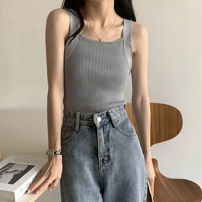 2025 Spring Women Crop Tops Strapy Casual Camis Sleeveless Tank Tops Cute Casual Tops Plain Camis Square Tops for Women Korean