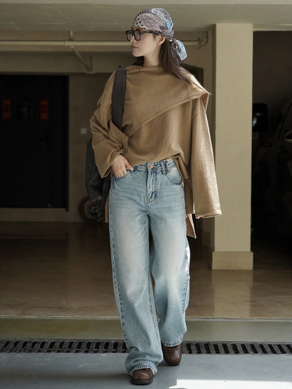 Retro polished white washed denim jeans with a natural feel, neat straight leg casual pants for women