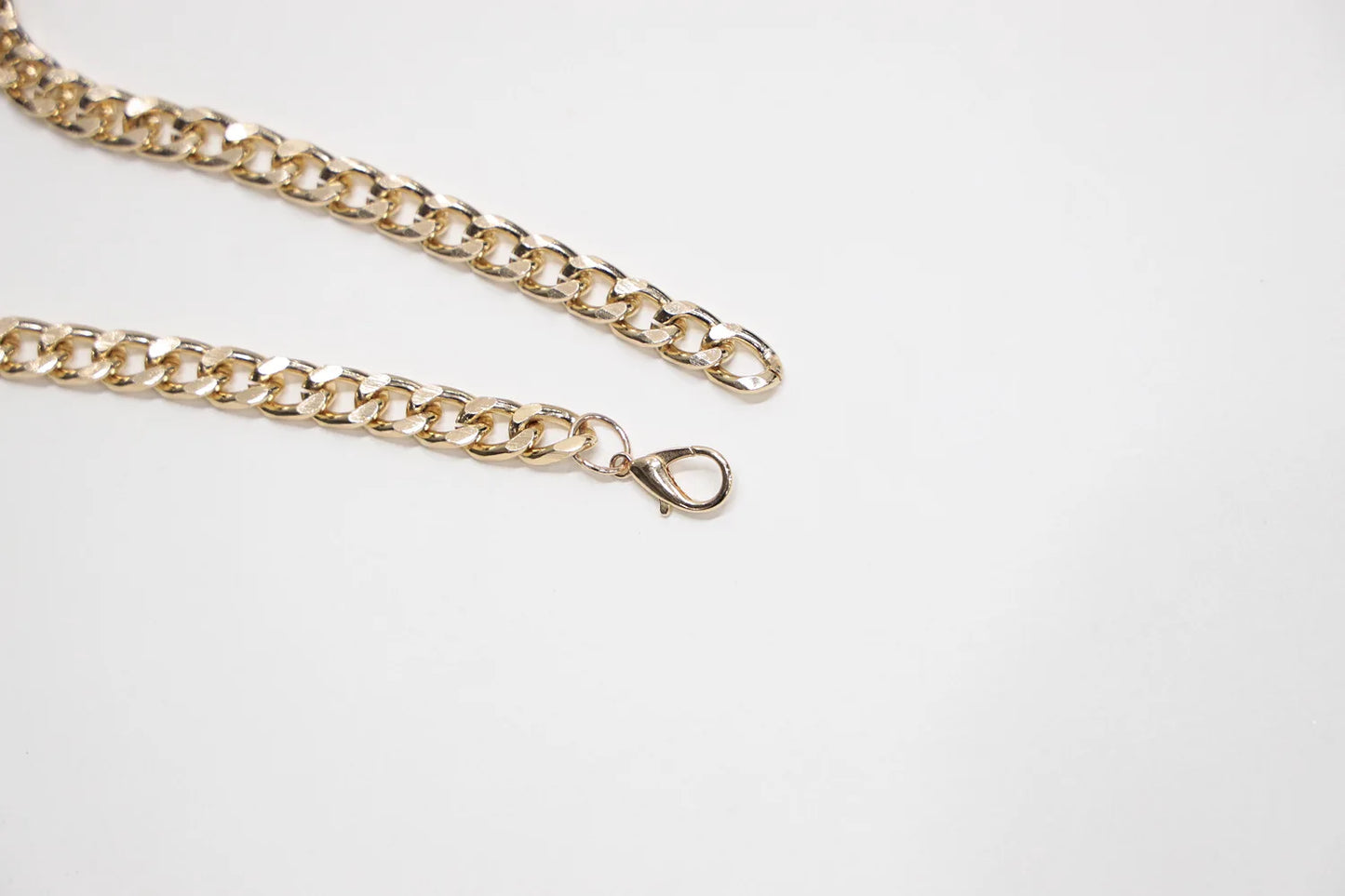 Tank Top for Women Summer Halter Camis Pleated Sleeveless Cami Shirts Womens Fashion Tank Tops V Neck Loose Fit Basic y2k Top