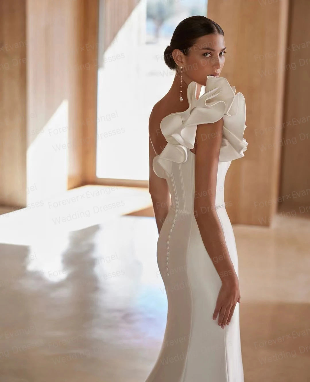 Luxury Sexy Wedding Dresses Mermaid Sleeveless Woman's One Shoulder Backless Bride Gowns Button Customized Sweep Train Vestidos