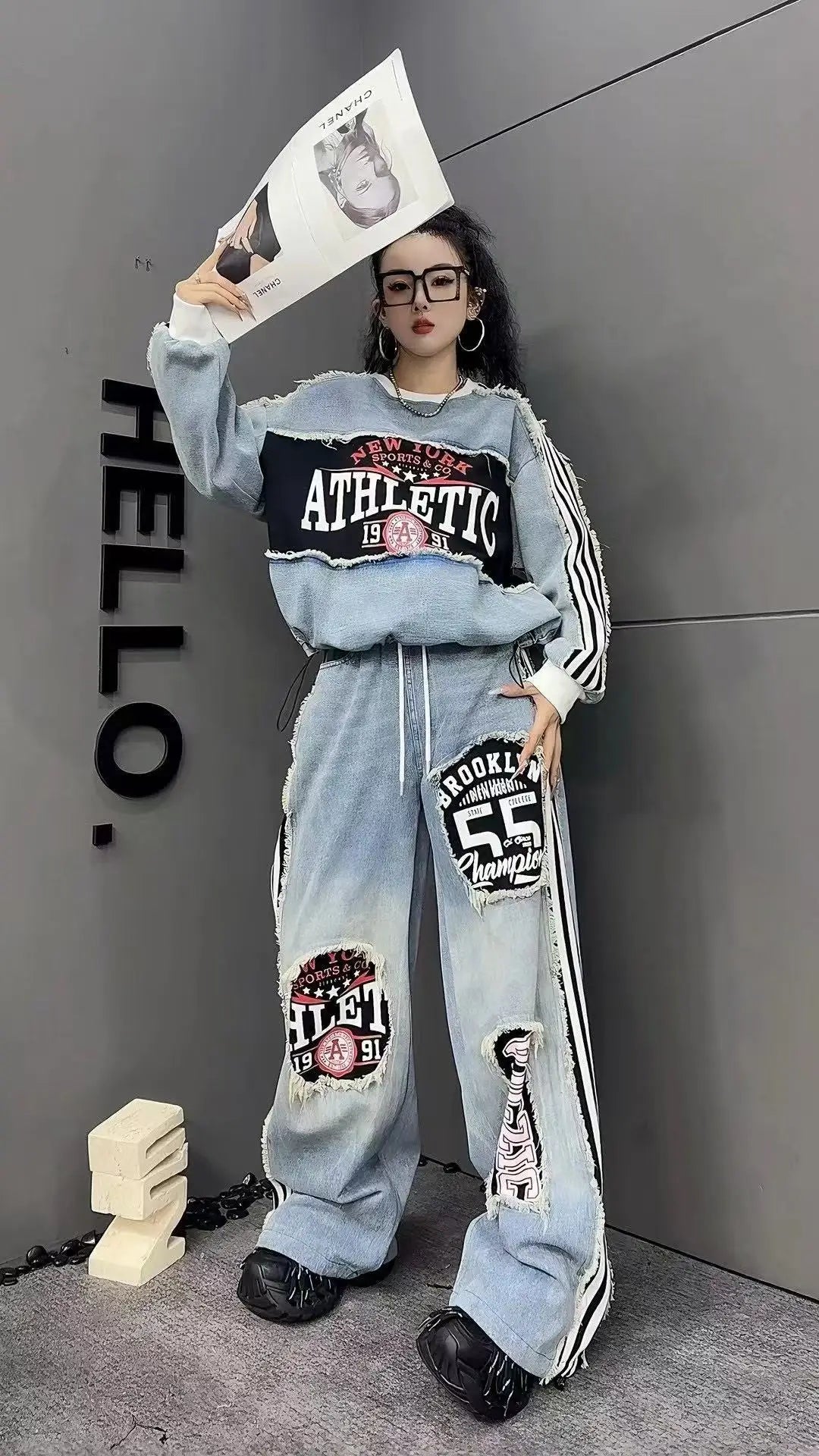 European Style Women's Jeans 2025 Autumn New Heavy-Duty Distressed Frayed Edge Letter Print Drawstring Long Pants Jeans Woman