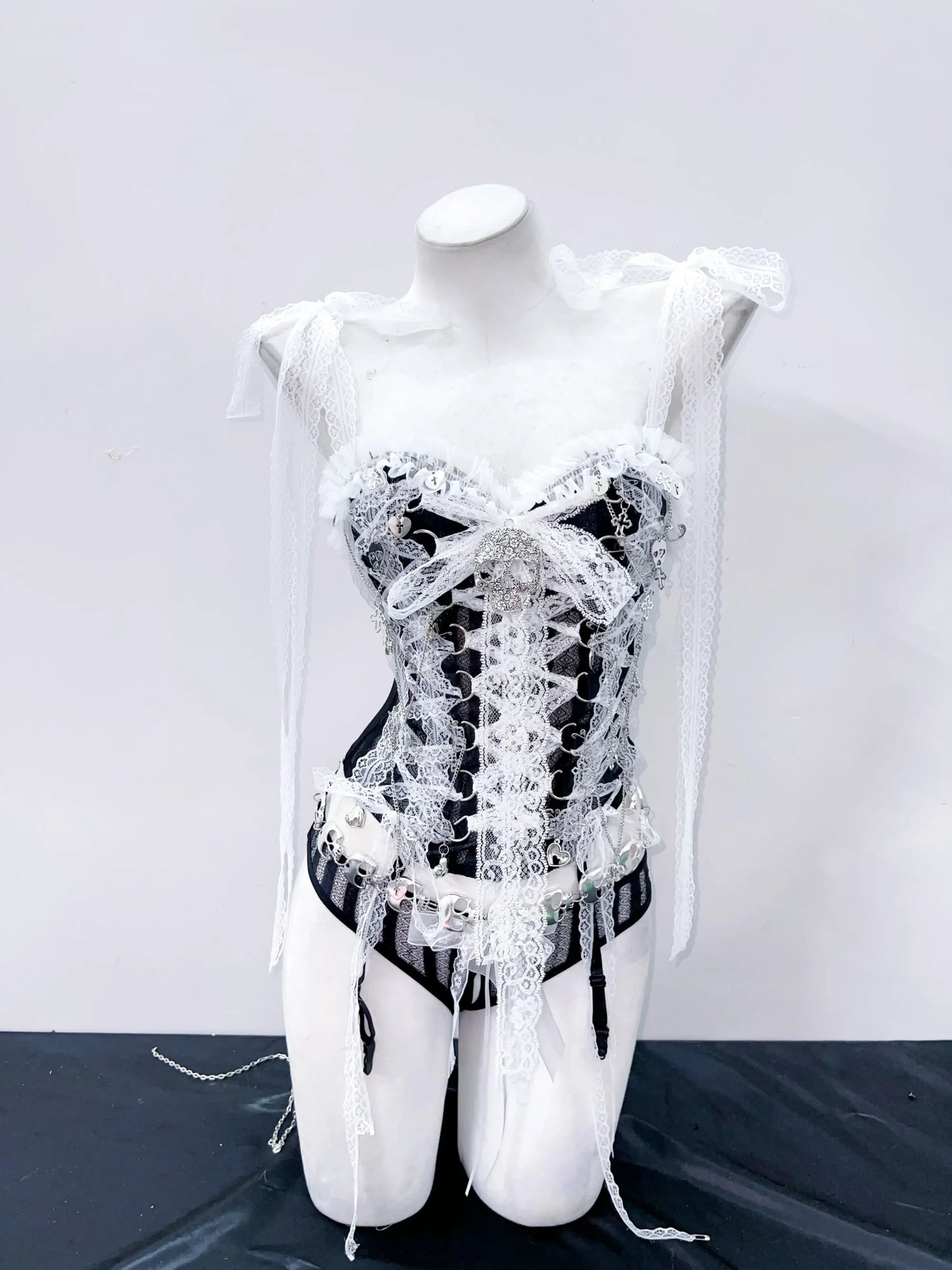 Skull top vintage tops gothic  tank tops  y2k tops y2k fashion  y2k crop top Punk Tank Tops Lace tops Cross Tops e girl clothes