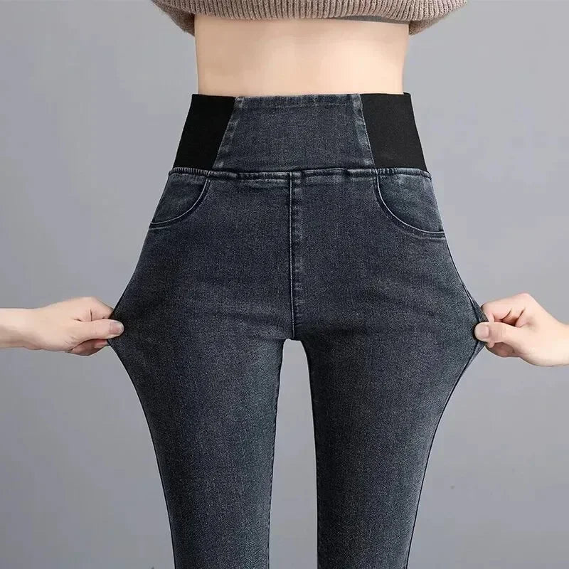 High-waisted Jeans Women's Trousers Autumn and Winter New Slim-fitting Elastic-waisted Trousers with Velvet