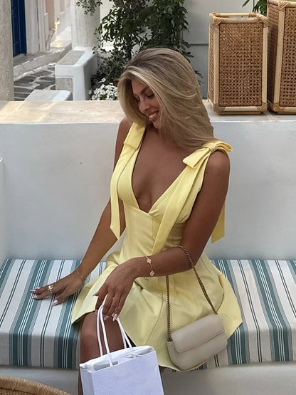 HH Women's New Fashion Mini Dress White Black V-Neck Backless Zipper Decorate Female Summer Sexy Chic Sleeveless Dresses