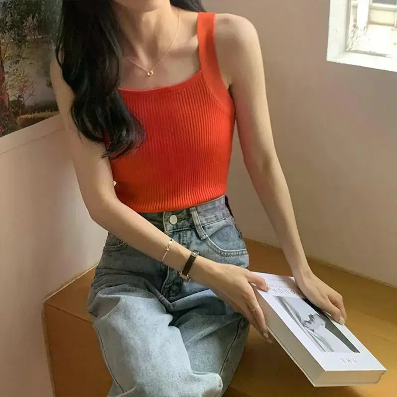 2025 Spring Women Crop Tops Strapy Casual Camis Sleeveless Tank Tops Cute Casual Tops Plain Camis Square Tops for Women Korean