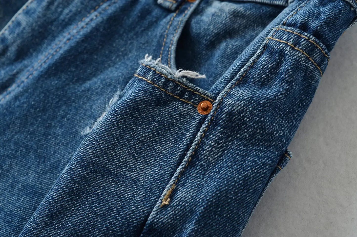 Women's Destroyed Jeans 2025 Spring Summer High Waist Loose Leg Floor-Length Distressed Denim Vintage Daily Staple