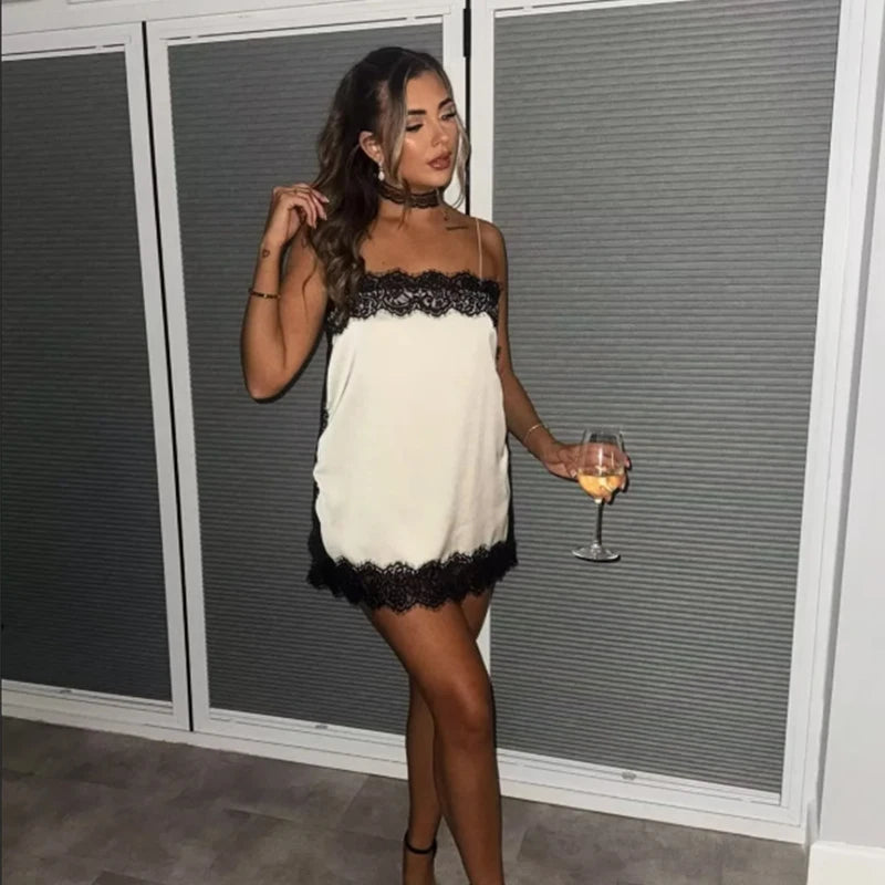 Women's Tops Spring 2026 New Blouses Fashion Tube Top Slim Sling Lace Camis Tops Women Summer Street Travel Holiday Youth Blouse