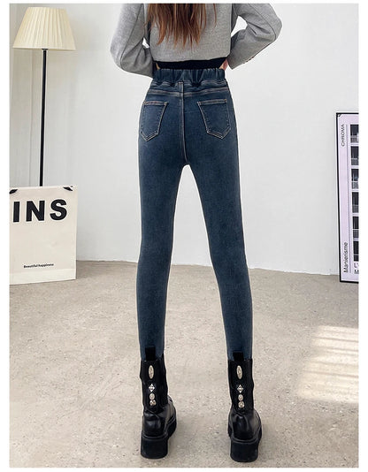 Women's Winter Jeans Fleece Warm Slim Pencil Trousers Elastic Waist Thicken Velvet Comfortable Mom Denim Pants Female