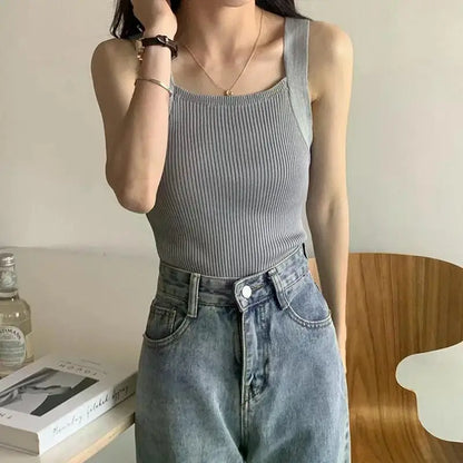 2025 Spring Women Crop Tops Strapy Casual Camis Sleeveless Tank Tops Cute Casual Tops Plain Camis Square Tops for Women Korean