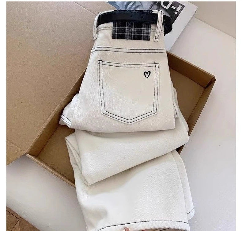 2025 Women's White Jeans High Waist Heart Embroidery Denim Pants Belted Casual Slim Fit Female Fashion Trousers