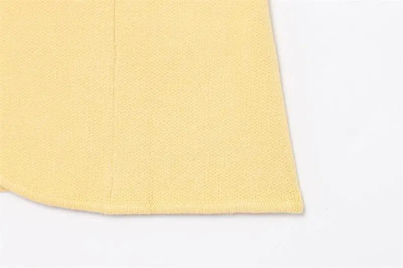 Tops Women's 2025 New Summer Knit Tops Fashion Elastic Slim Knit Elegant Holiday Young Women Tops Street Chic Student Camis Tops