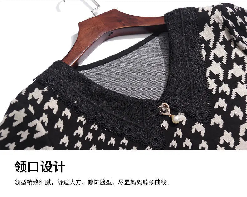 Spring Autumn Tops for Women with Elegant and Stylish Base Layer