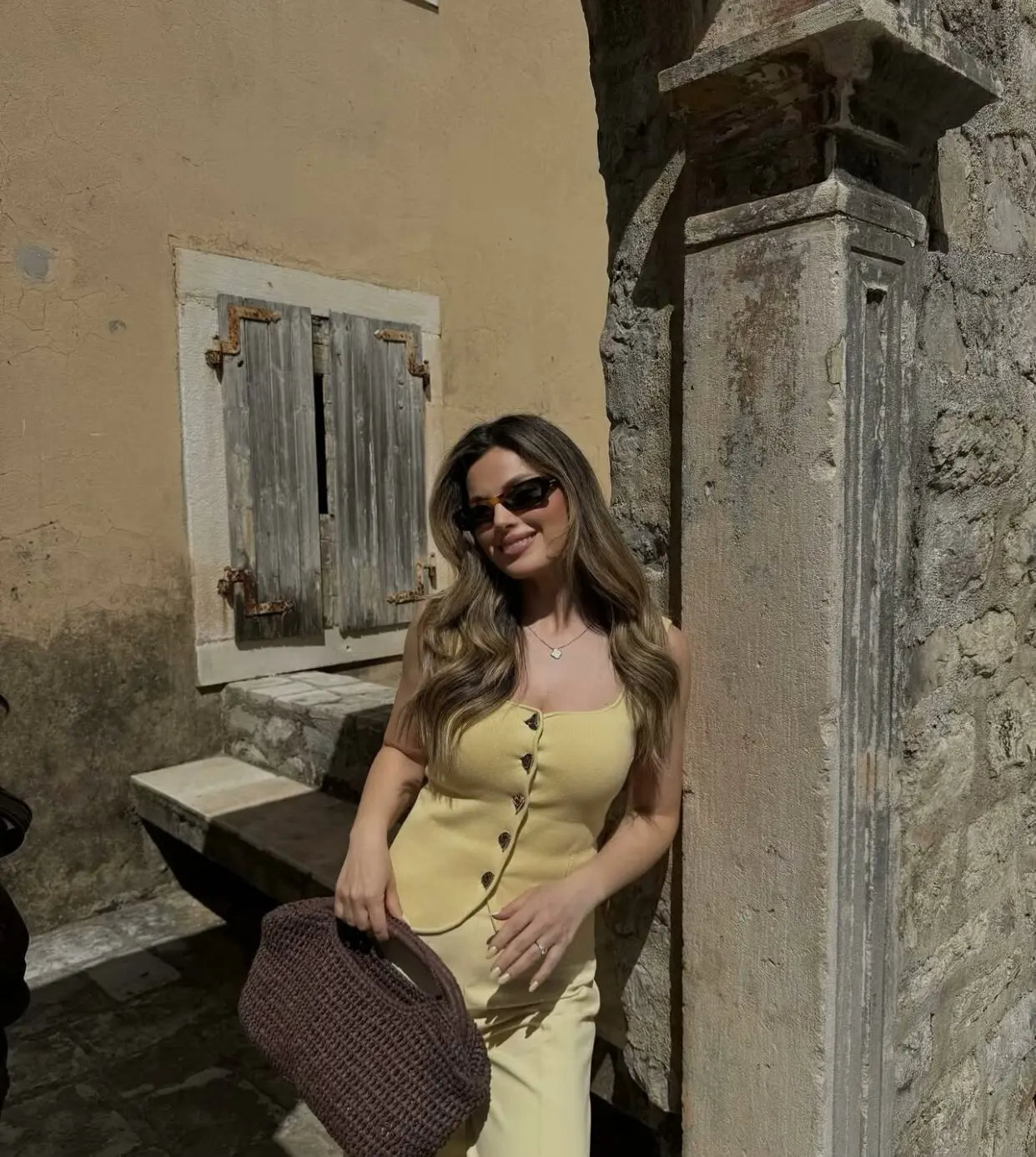 Tops Women's 2025 New Summer Knit Tops Fashion Elastic Slim Knit Elegant Holiday Young Women Tops Street Chic Student Camis Tops