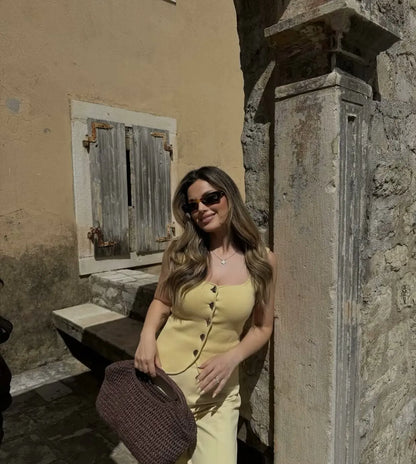 Tops Women's 2025 New Summer Knit Tops Fashion Elastic Slim Knit Elegant Holiday Young Women Tops Street Chic Student Camis Tops