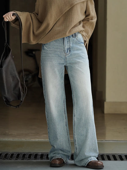 Retro polished white washed denim jeans with a natural feel, neat straight leg casual pants for women