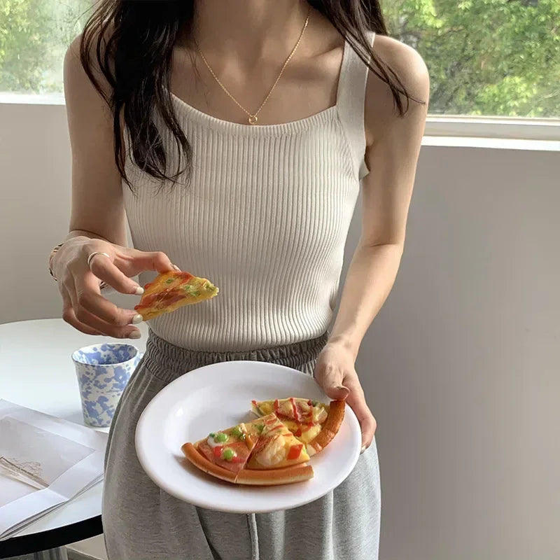 2025 Spring Women Crop Tops Strapy Casual Camis Sleeveless Tank Tops Cute Casual Tops Plain Camis Square Tops for Women Korean