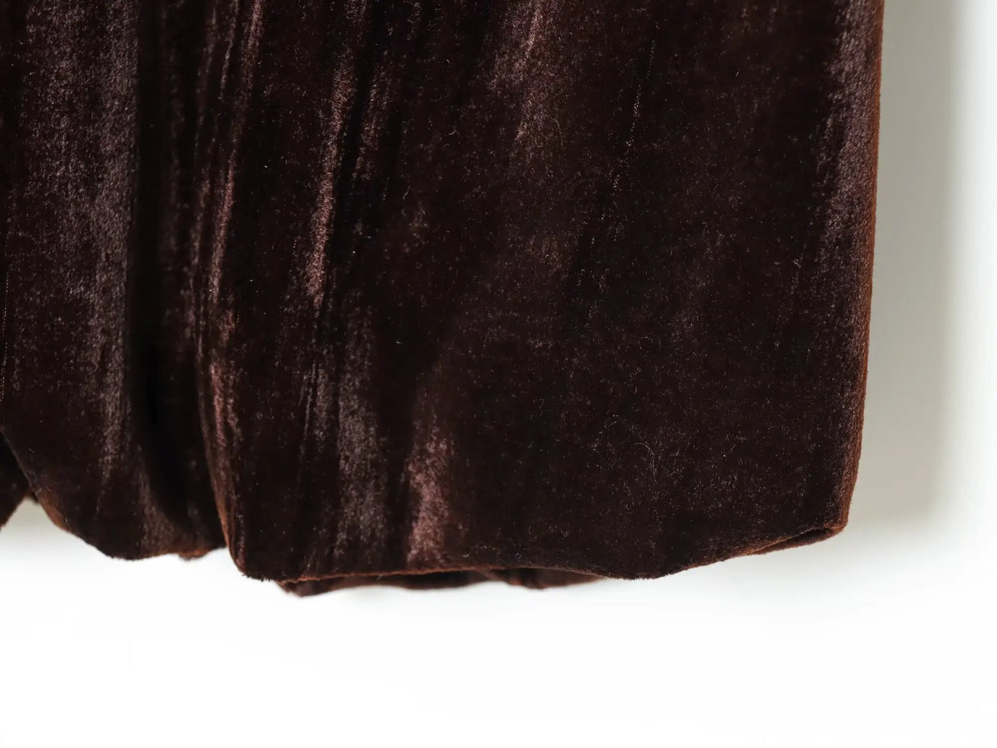 Women Top 2025 New Fashion Velvet Elegant Vest Tops For Women Short Sleeve Commuting Personality Short Top Casual Waistcoat