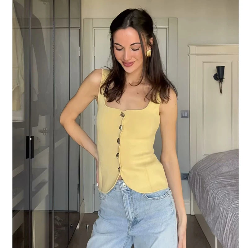 Tops Women's 2025 New Summer Knit Tops Fashion Elastic Slim Knit Elegant Holiday Young Women Tops Street Chic Student Camis Tops