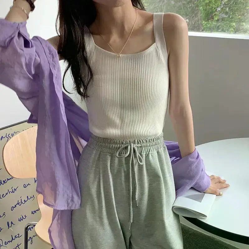 2025 Spring Women Crop Tops Strapy Casual Camis Sleeveless Tank Tops Cute Casual Tops Plain Camis Square Tops for Women Korean