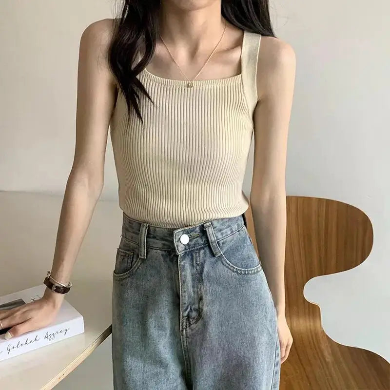 2025 Spring Women Crop Tops Strapy Casual Camis Sleeveless Tank Tops Cute Casual Tops Plain Camis Square Tops for Women Korean