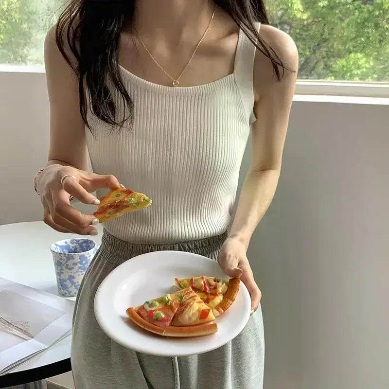 2025 Spring Women Crop Tops Strapy Casual Camis Sleeveless Tank Tops Cute Casual Tops Plain Camis Square Tops for Women Korean