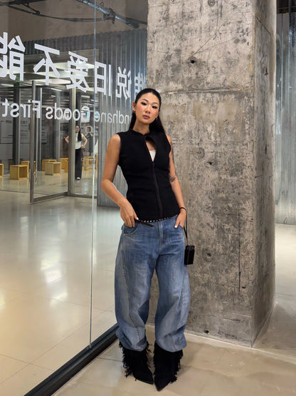 Vintage American-Style Washed Jeans for Women, Mid-Low Waist Design, Loose Wide-Leg, Height-Enhancing, Washed Blue Jeans, Paris Buckle Adjustable Three-Dimensional Arc-Shaped Knife-Cut Trousers