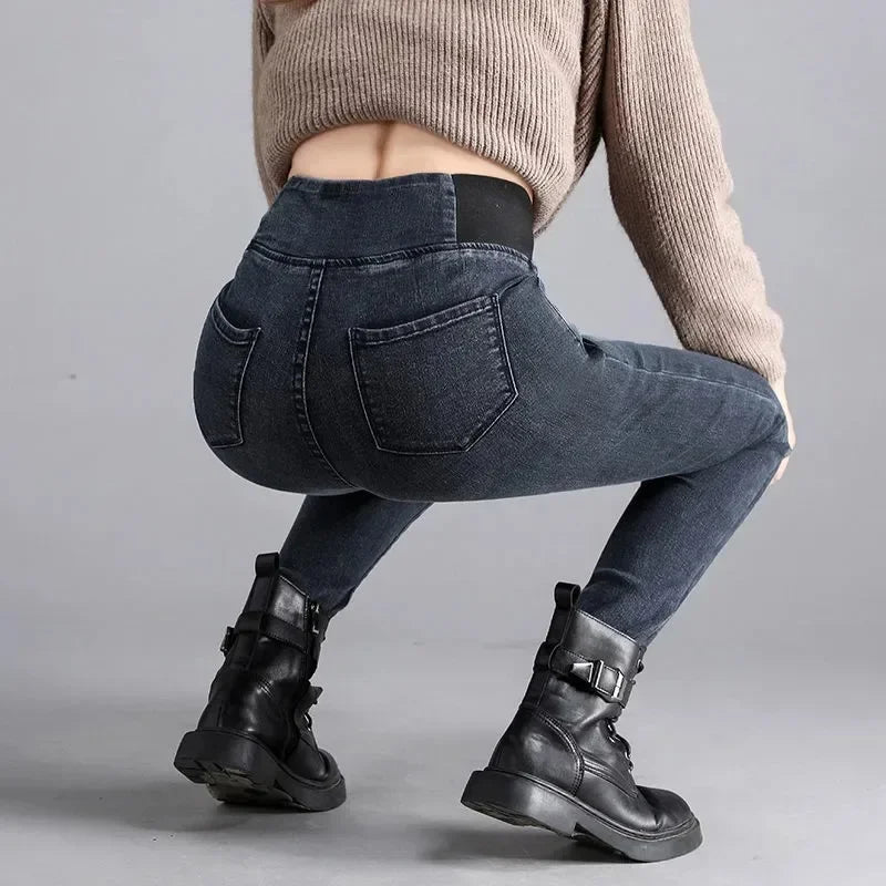 High-waisted Jeans Women's Trousers Autumn and Winter New Slim-fitting Elastic-waisted Trousers with Velvet