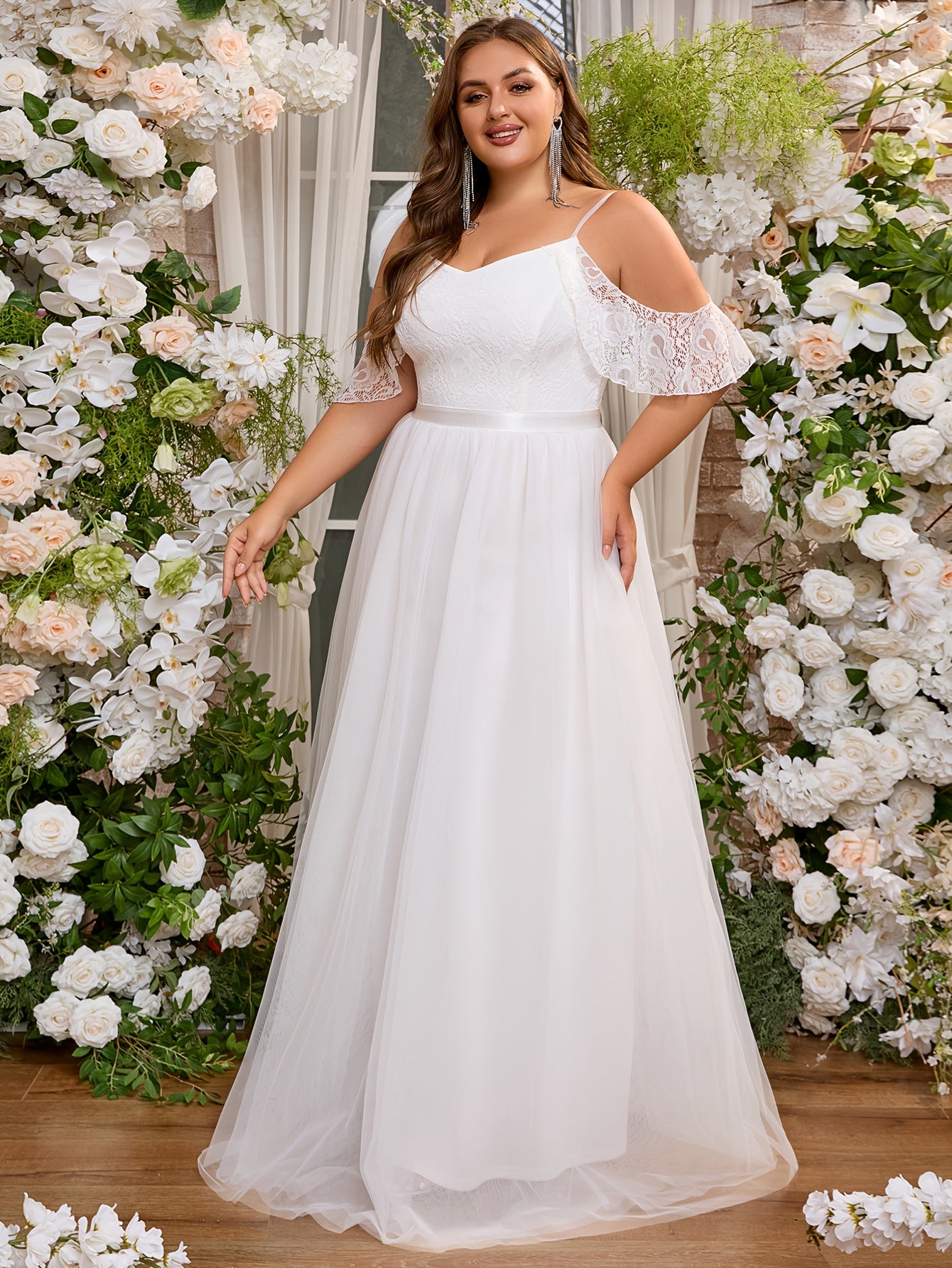 Plus Size Solid Cold Shoulder Wedding Dress, Elegant Lace Stitching Short Sleeve Party Dress, Women's Plus Size Clothing Wedding/Occasion/Engagement/Ceremony/Evening dress